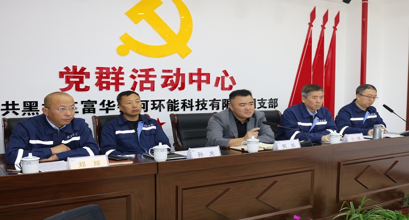 師徒結(jié)對(duì)子，攜手共發(fā)展——公司舉行2020“導(dǎo)師帶徒”結(jié)對(duì)儀式 (3).JPG